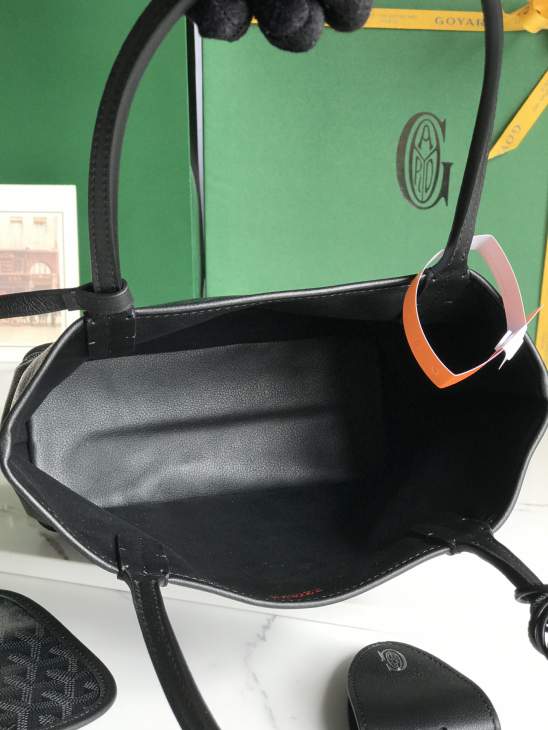 Picture of Goyard Handbags _SKUfw242848751fw